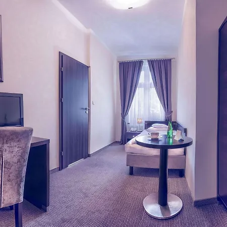 Hotel Hotel Niemcza Winnica & Spa 3*