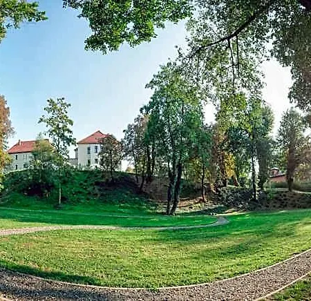 Hotel Winnica & 3*