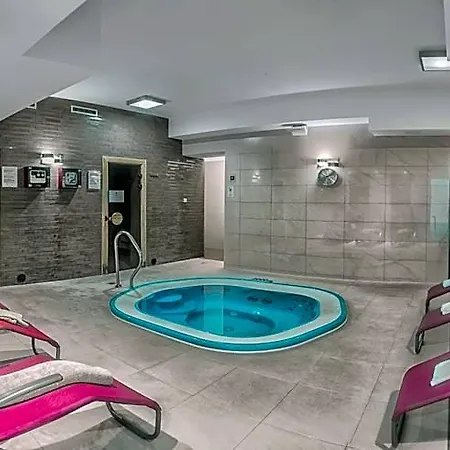 Winnica & Hotel 3*