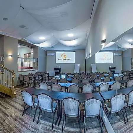 Winnica & Hotel 3*