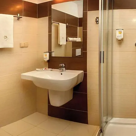 Hotel Niemcza Wino & Spa 3* Niemcza