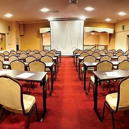 Wino & Hotel Niemcza