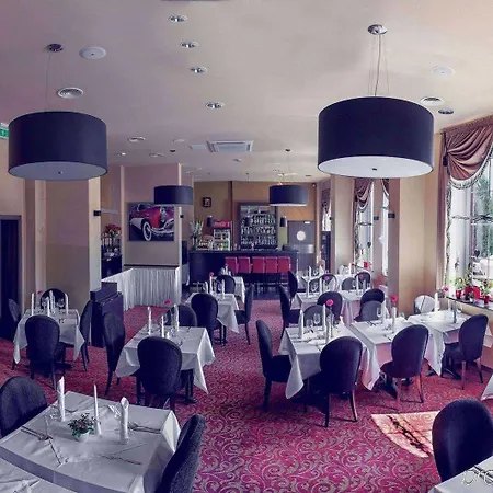 Hotel Niemcza Wino & Spa Hotell