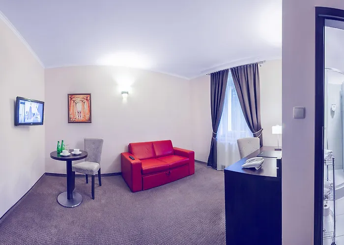 Отель Wino & Немча