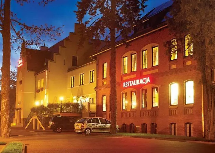 Wino & ホテル ニエムツァ